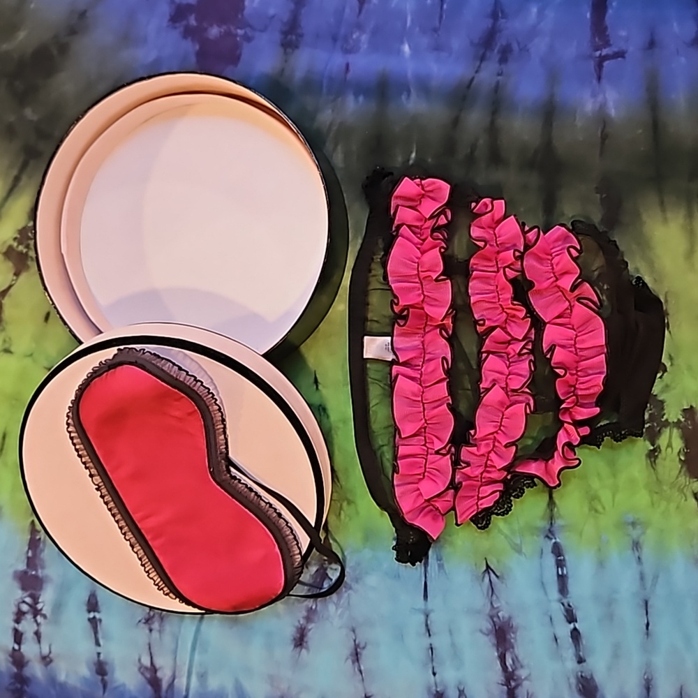 Vintage Victoria's Secret Ruffled Panties Eye Mask Storage Case Hot Pink Sz S